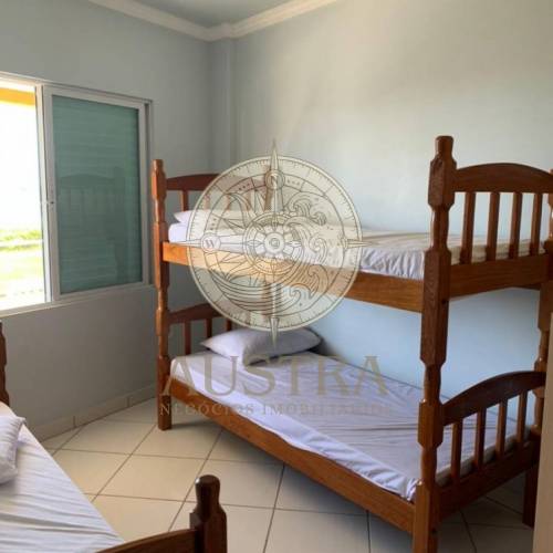 Apartamento quadra mar com vista