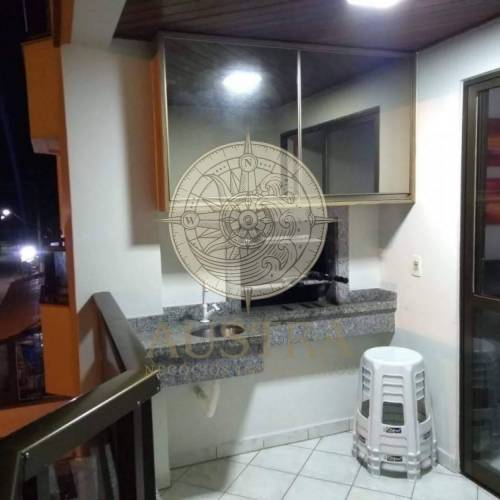 Apartamento a apenas 60m do mar!