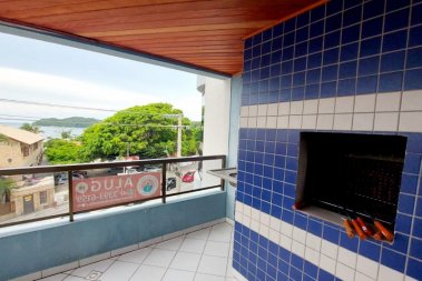 Apartamento quadra mar no centro