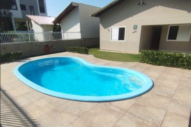 Casa com piscina